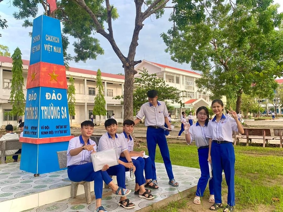 Tiếp sức mùa thi